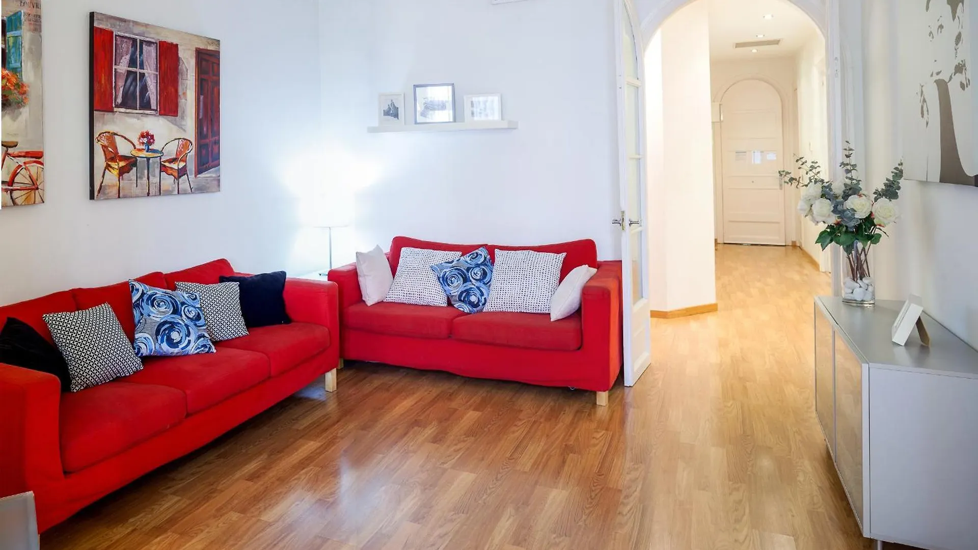 Feelathome Center Apartments Barcelona