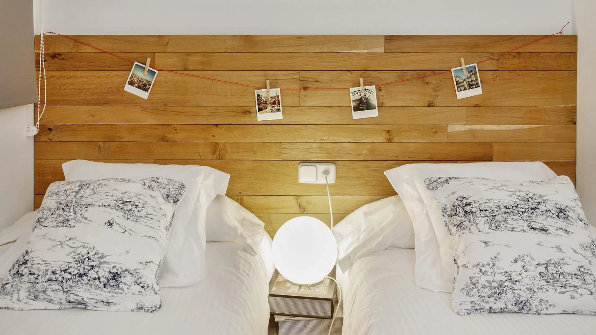 Feelathome Center Apartments Barcelona