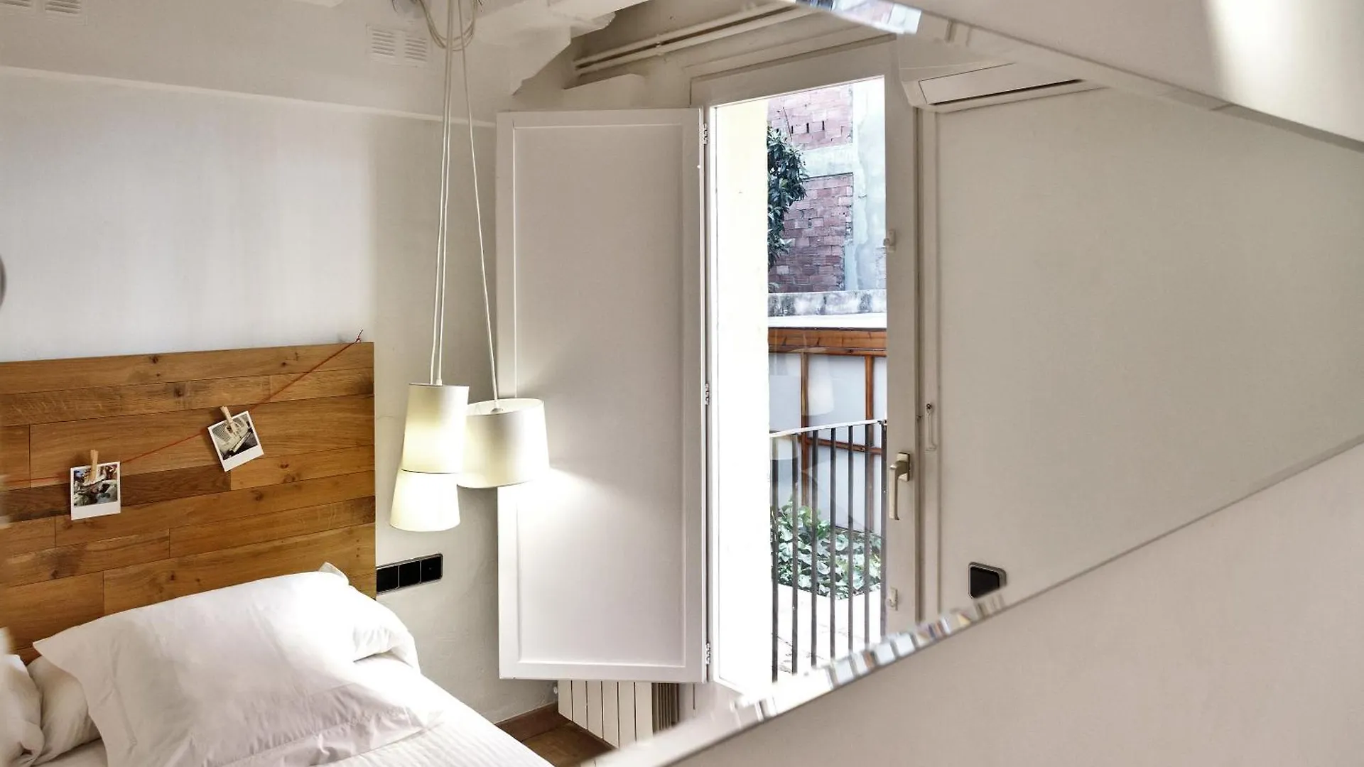 Feelathome Center Apartments Barcelona