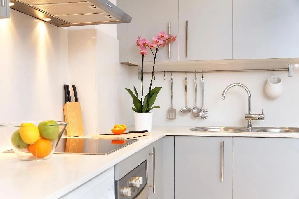 Feelathome Center Apartments Barcelona