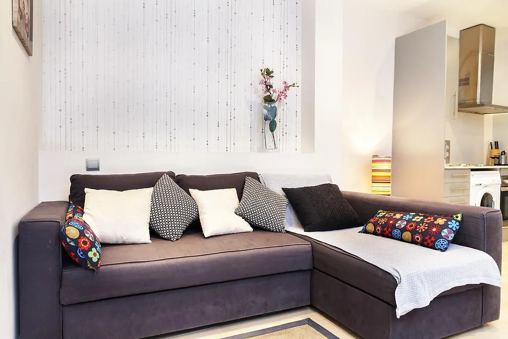 Feelathome Center Apartments Barcelona