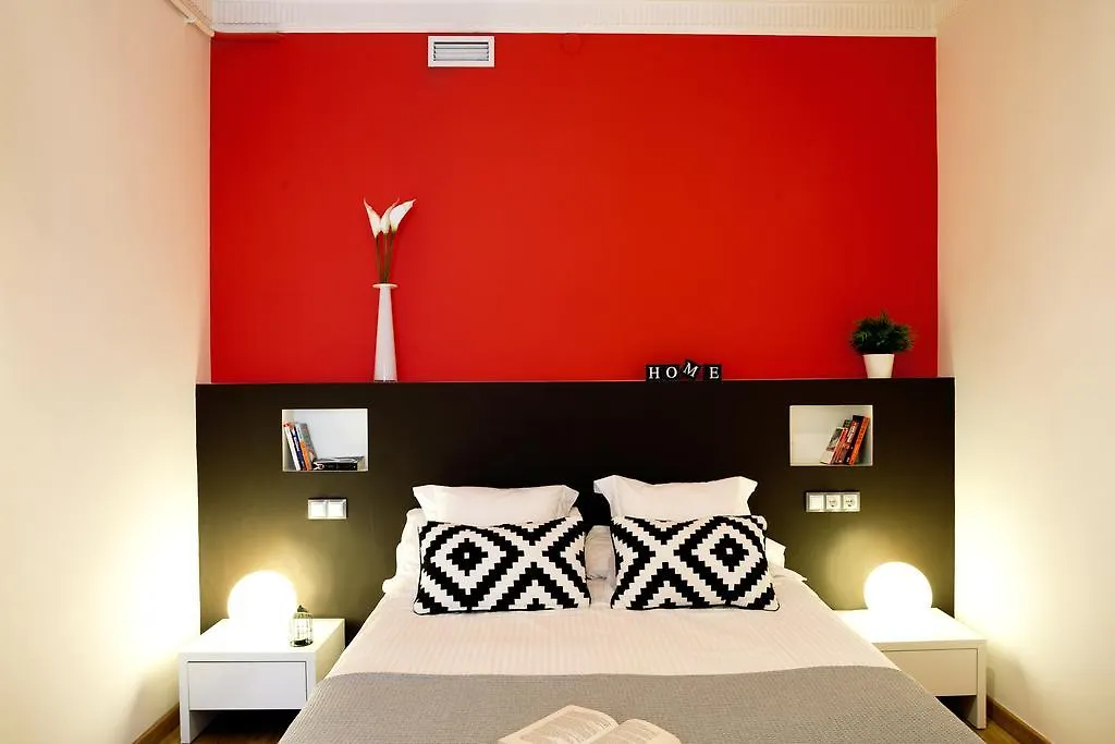 Feelathome Center Apartments Barcelona