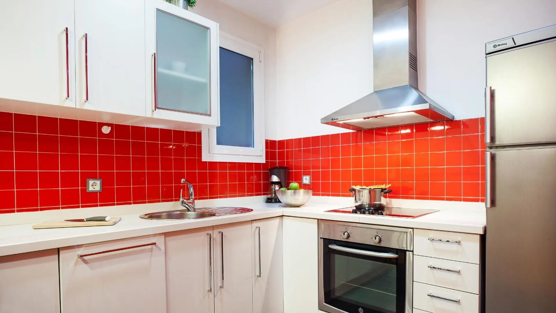 Feelathome Center Apartments Barcelona
